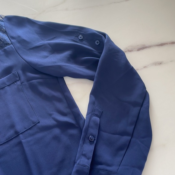 Express Lace Detail Slim Fit Yoke Blouse - Picture 5 of 8